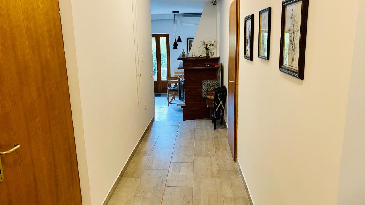 PUY Bilini Garden Apartment מראה חיצוני תמונה